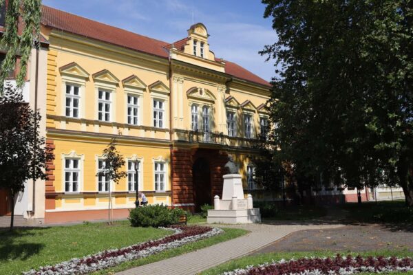 Nagyatád építészeti látnivalóiról írt cikket a Daibau online építészeti magazin